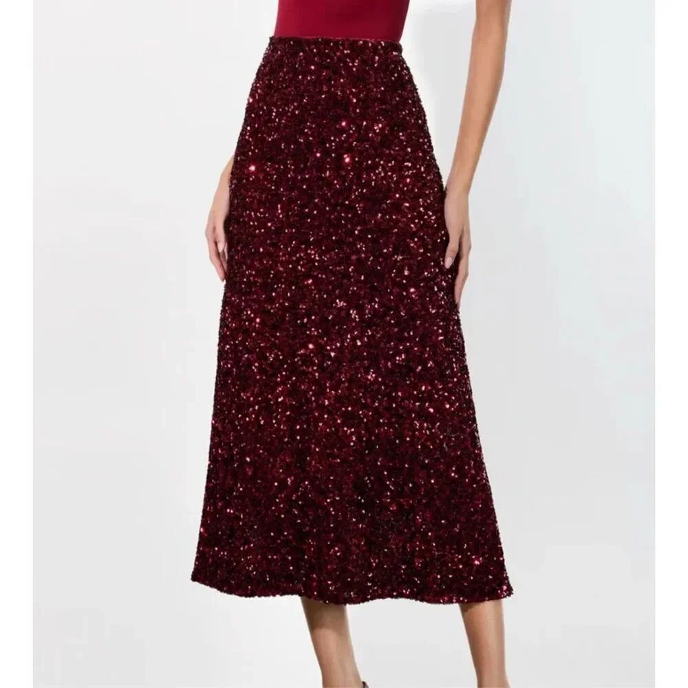 Alice and Olivia Maeve Sequined Midi Skirt in garnet size 6 NWT
